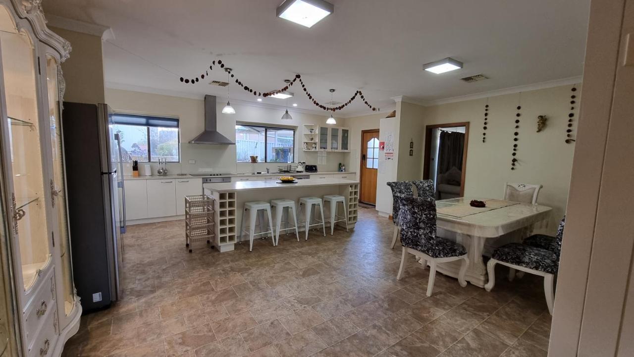 Spacious Holiday Home - Waikerie מראה חיצוני תמונה
